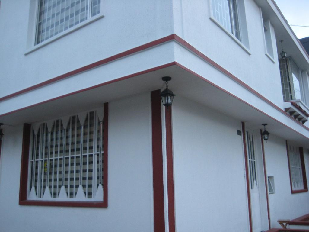 Hotel Casa Santa Marta โบโกตา ภายนอก รูปภาพ