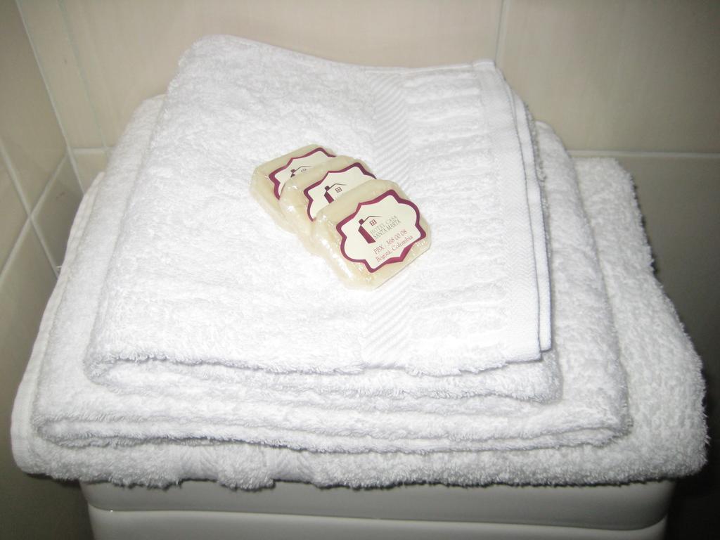 Hotel Casa Santa Marta โบโกตา ภายนอก รูปภาพ